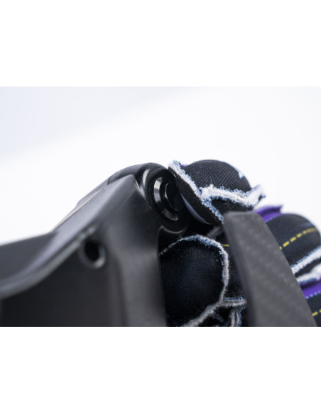 CONSPIT 300 GT – 3D Carbon Sim Racing Wheel with LCD, RGB & Magnetic Paddles | RaceGear.eu